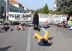 La politica dice
"no" al progetto Elcon