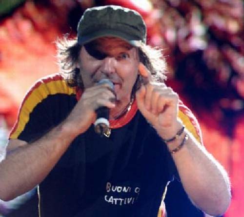 vasco provoca ligabue