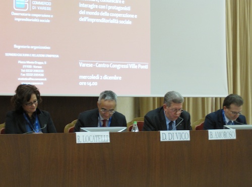 Il tavolo dei relatori agli stati generali della cooperazione