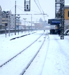 treno neve foto