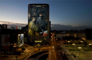 Una proiezione artistica sul Pirelli