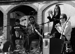 La musica del sud arriva in citt&agrave; con gli Jentu