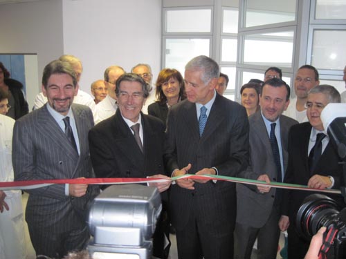 Roberto Formigoni all'ospedale di Tradate