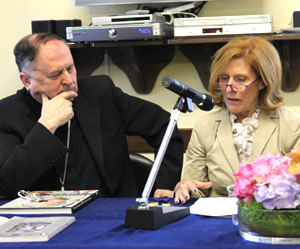 monsignor erminio de scalzi sindaco marita piccaluga