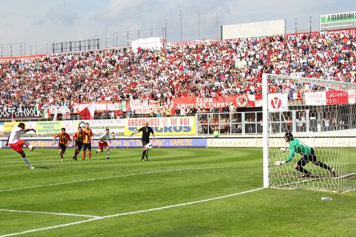 tifosi stadio di masnago a varese