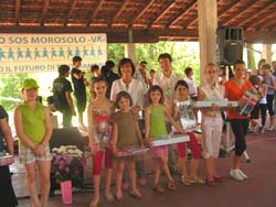 Un momento della giornata porte aperte del 2009 al Villaggio Sos di Morosolo