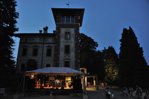 Gash, Villa De Strens