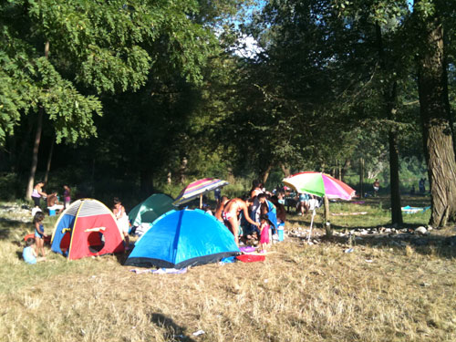 In tenda sul Ticino