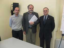 Il presidente regionale Mori a destra, quello provinciale Ampollini ( al centro) e il direttore di SOS Tre Valli Maritan