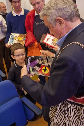 Bonelli firma autografi