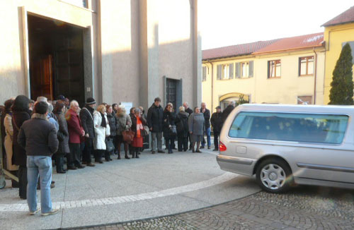 Jerago, i funerali di Franco Predari 