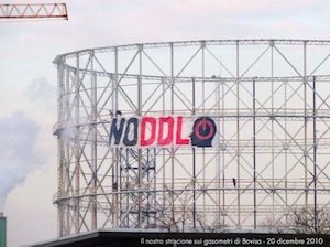 striscione bovisa contro ddl gelmini