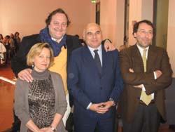 Il sindaco Farioli con il dg Gozzini e i suoi collaboratori