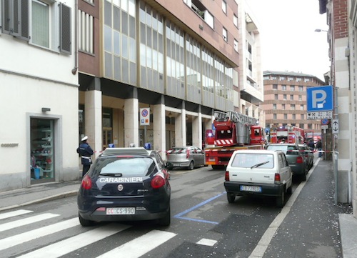 Fiamme nel centro storico di Gallarate
