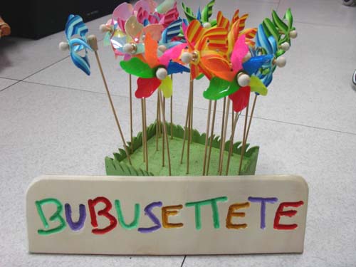 Bubusettete, negozio di compravendita di abbigliamento e accessori per l'infanzia è a Varese, in piazza Sant'Evasio