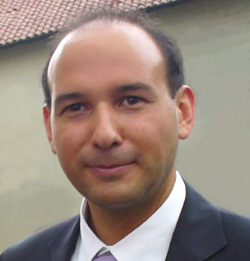 simone cerini