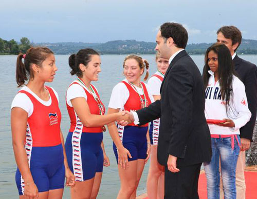 canottaggio premiazione campionati italiani canottieri gavirate 2011