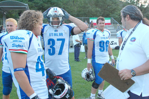 semifinali 4helmets football americano luino 2011