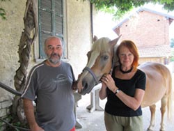 Chicco e Betty Colombo con il cavallo