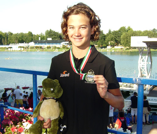 matilde volpi nuoto team insubrika