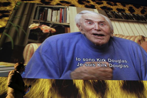 Il video saluto di Kirk Douglas