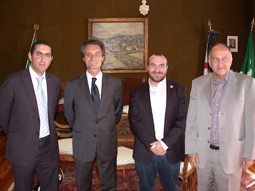 incontro tra rappresentanti degli studenti e  sindaco di Varese