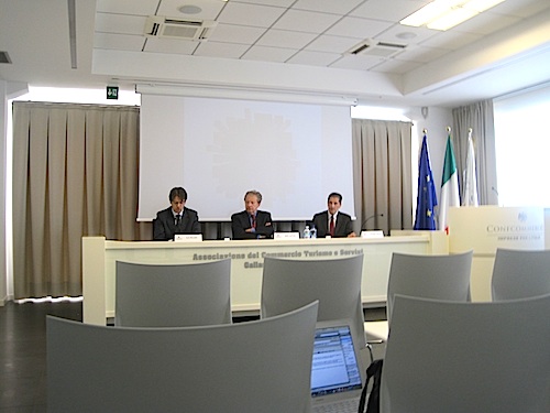 Fabio Lunghi e Delio Riganti nella sala congressi della nuova sede Ascom