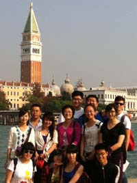 Il gruppo di studenti cinesi in visita a Venezia