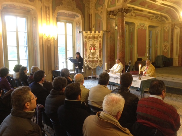 messa di natale nel salone estense