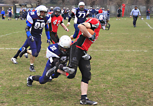 derby football americano 2012 skorpions varese blue storms gorla