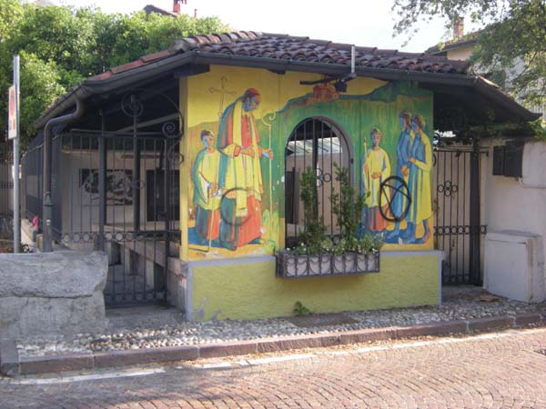 Il lavatoio di gavirate danneggiatp