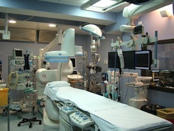Una sala ibrida