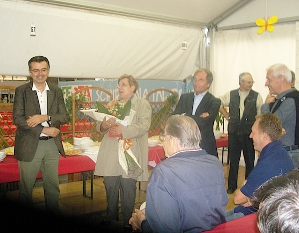 Renata festeggiata dai suoi 