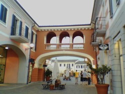 serravalle outlet