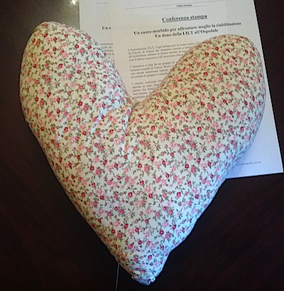 Il cuscino cuore della Lilt
