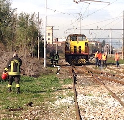 foto esplosione busto arsizio