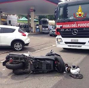 incidente viale aguggiari vigili del fuoco