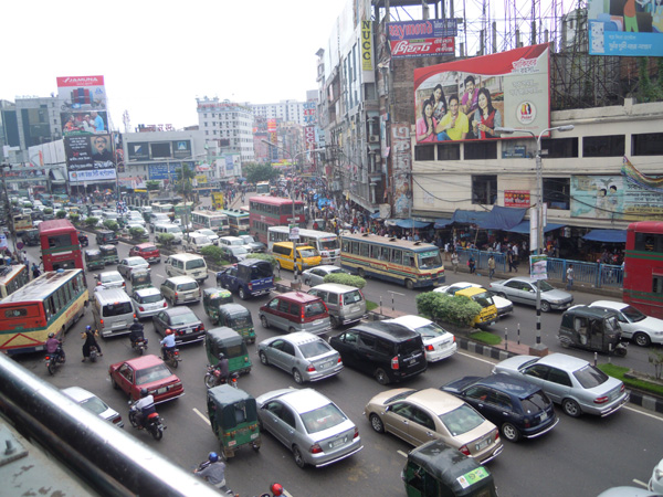 BANGLADESH Dhaka, 25 anni in cammino con i giovani