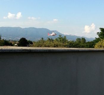 elicottero casale litta anziana
