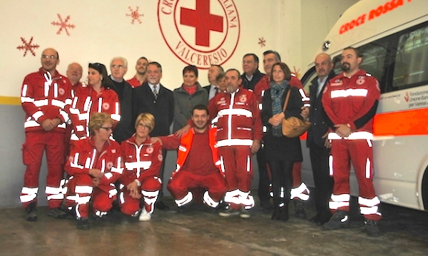 ambulanza valceresio foto lunga