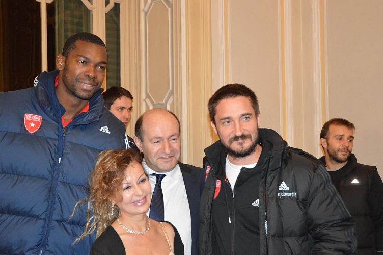 Dr. Massimo Doria (relatore) L'allenatore : Gianmarco Pozzecco,  Michela Niada dell'Ufficio Apogeo di Gallarate