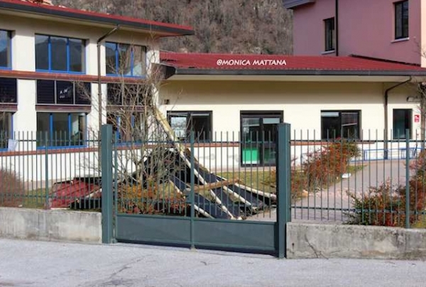 scuola scoperchiata laveno mombello 